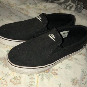 Nike skateboarding shoes